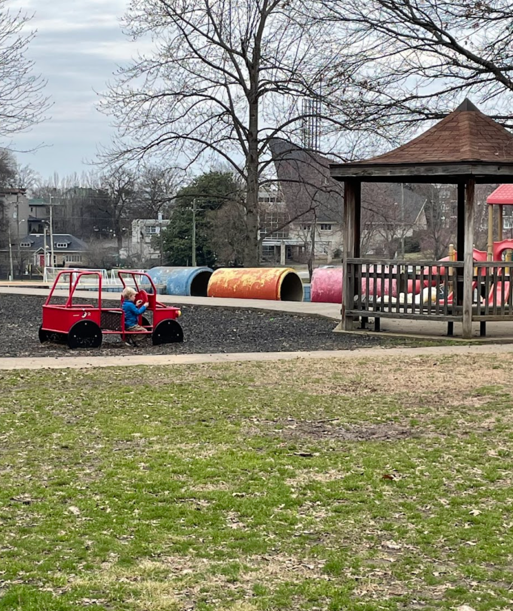 Elmington Park: 3.5 Stars