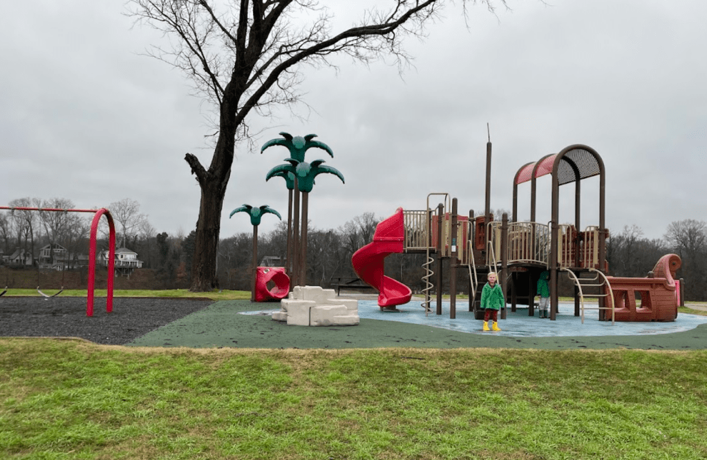 Lock 2 Playground: 3.5 stars